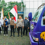 Jenal Mutaqin Lepas Tiga Truk Bantuan untuk Korban Bencana Aceh–Sumatera