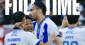 Persis Solo Tumbang di Manahan, Persib Kokoh di Puncak Klasemen