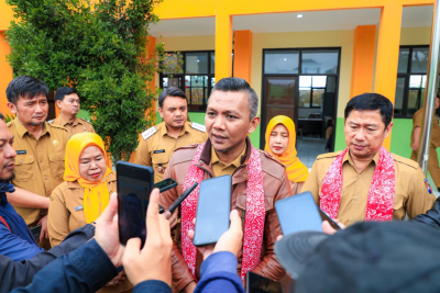 Wakil Walikota Bogor, Jainal Mutaqin meresmikan SDN Cimahpar 5 Bogor
