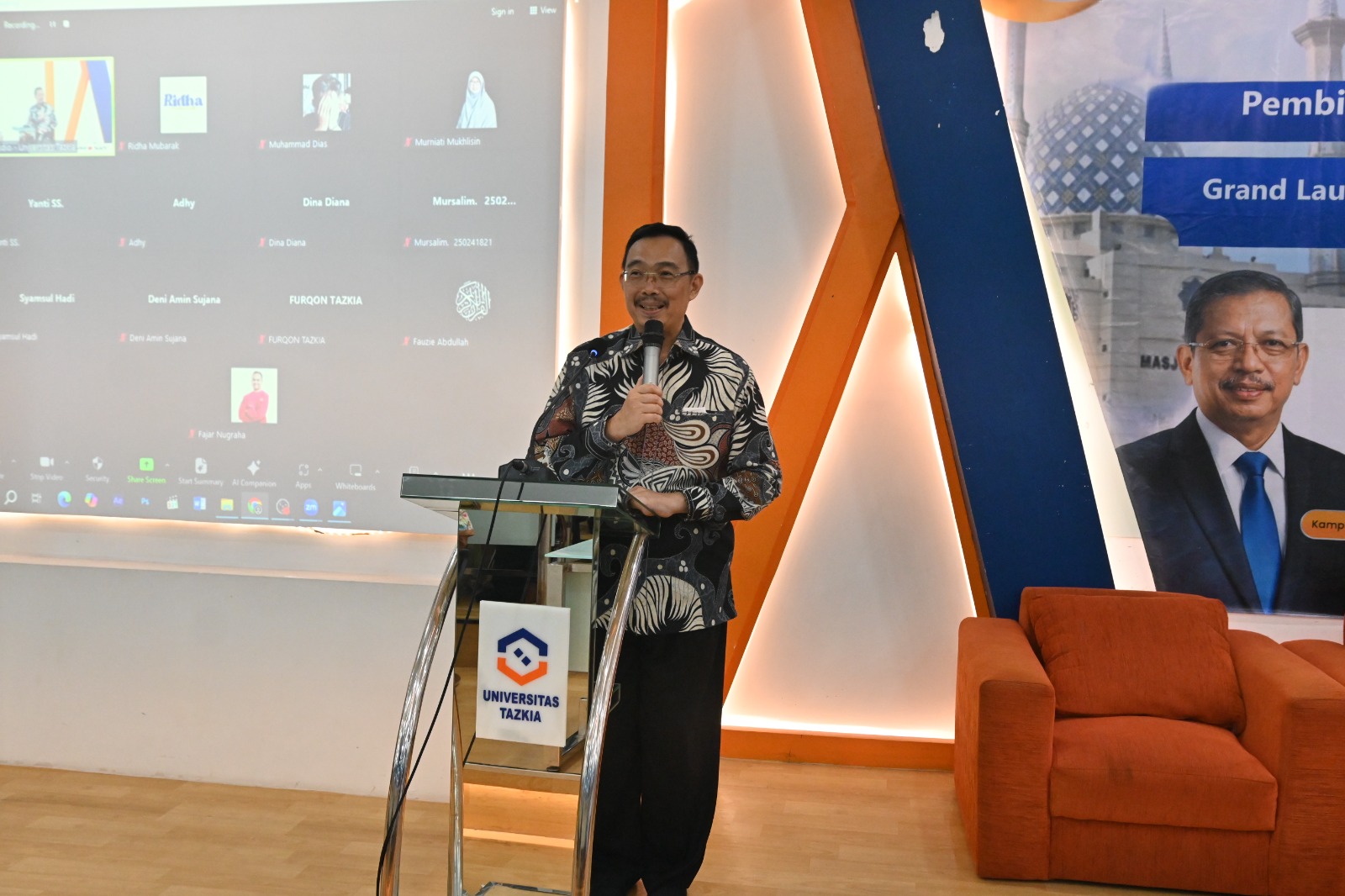 Universitas Tazkia Resmi Luncurkan S3 Ekonomi Syariah, Siapkan SDM Unggul Industri Halal
